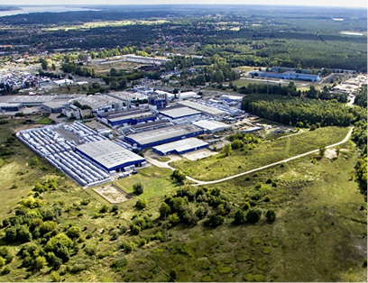 <p>
</p>

<p>
Der polnische Produktionsstandort in Wocawek umfasst jetzt eine Fläche von 160 000 m².
</p> - © Foto: Salamander Window & Door Systems S.A.

