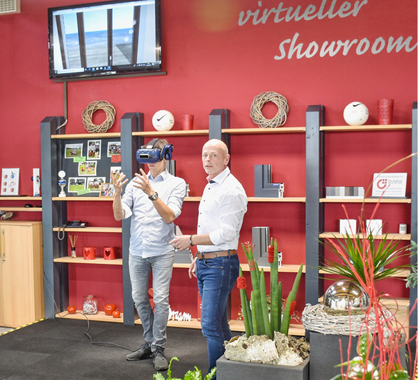 



Am Bildschirm lässt sich erfassen, was der Kunde über die VR-Technologie gerade erlebt. 
