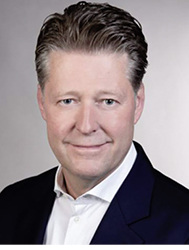 



Am 1. August hat Jean-Marc Devaud die operative Führung von 4B übernommen.
