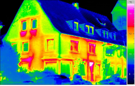 <p>
</p>

<p>
Wenn einzelne Schwachstellen ausgemacht werden, kann man der Situation angepasst reagieren und auch gezielte Nachkontrollen durchführen.
</p> - © Foto: Flir

