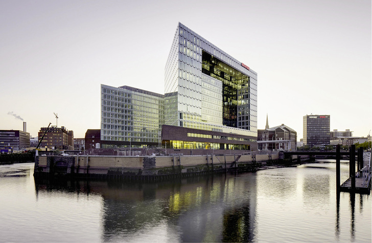 



In der Zentrale des Spiegel-Magazins in Hamburg sind hochwertige Isoliergläser von Interpane Belgern verbaut.
