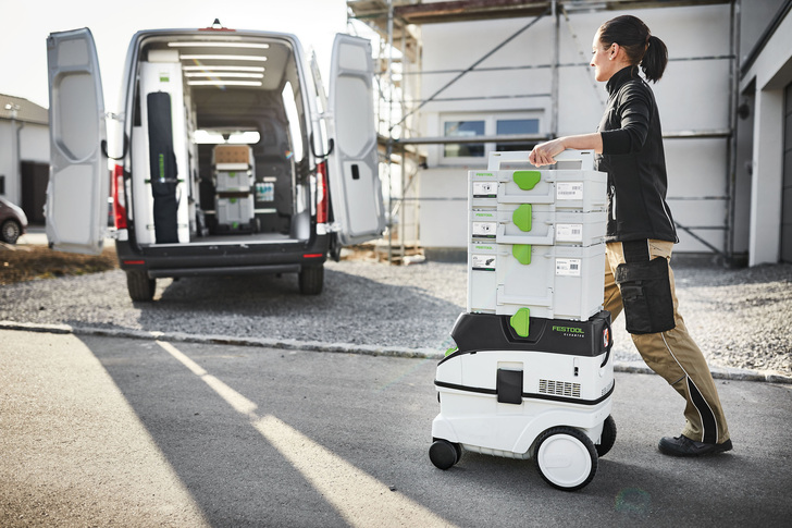 Der neue Systainer³ kann mit weiterem Festool Systemzubehör, wie beispielsweise dem neuen Systainer³ Rollbrett oder den Absaugmobilen, gekoppelt werden. - © Festool GmbH
