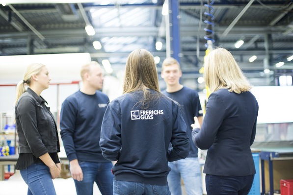 Frerichs Glas setzt bei seinem Ausbildungs-Konzept auch auf das Feedback der Azubis selbst.