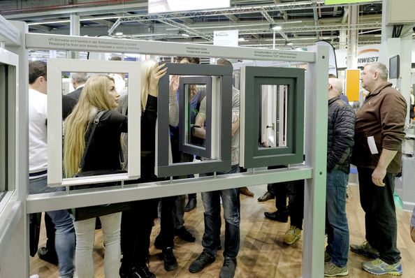 Urban präsentiert wieder eine Musterwand mit „schönen Ecken﻿