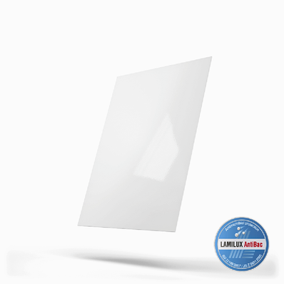Lamilux hat mit AntiBac ein antibakterielle Composite-Material entwickelt. Mit seiner antibakteriellen Nanosilberoberfläche lässt sich der faserverstärkte Kunststoff bei Paneelen für das Interieur in Praxen Kliniken etc. einsetzen.