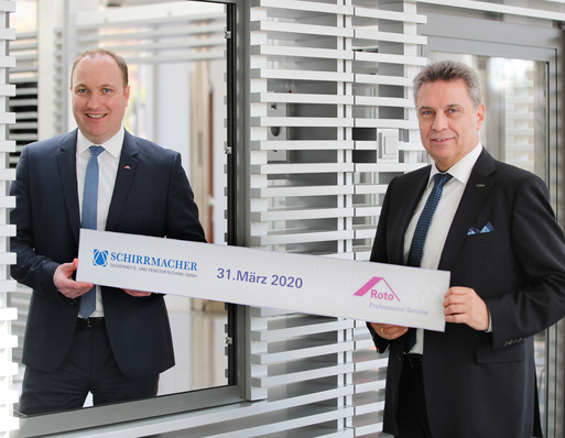 Unternehmensgründer Volker Schirrmacher (rechts) und RPS-Geschäftsführer Dr. Christian Faden blicken optimistisch in die gemeinsame Zukunft.