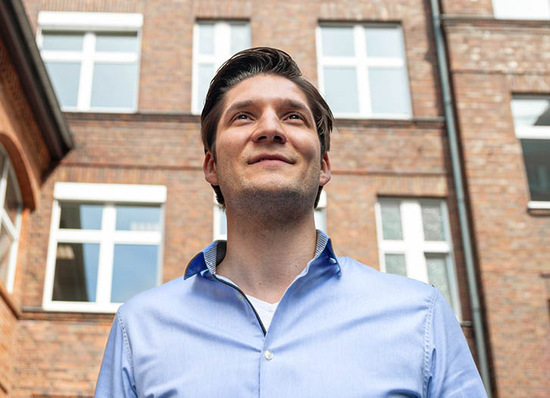 Ivo Vorrath möchte die Deutsche Fensterbau zur großen Fenster-Marke für Privatkunden entwickeln.