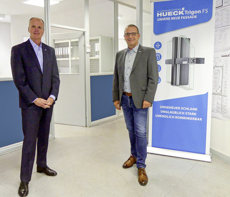 Thomas Polonyi, Geschäftsführer der Hueck Gruppe (l.) und Bernd Durner, Vertriebsleiter National (r.)