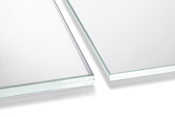Saflex Crystal Clear und Guardian UltraClear LamiGlass Neutral kombinieren Ästhetik und Sicherheit perfekt.