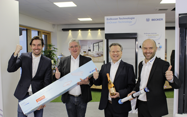 Stolze Sieger: Maik Wiegelmann, André Wißing, Jürgen Timm und Frank Haubach (v.l.) freuen sich gemeinsam über die Auszeichnung der BoxCTRL-Antriebe.