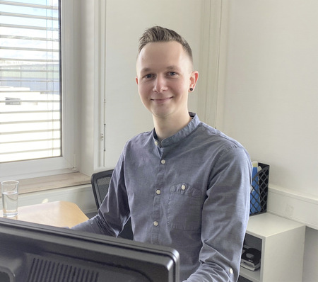 Der ausgebildete Glaser und Glasbautechniker Dominik Thumshirn (23) verstärkt das CRL-Team in der technischen Beratung.