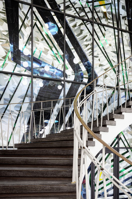 Das „Glasfenster“ von Künstler Dr. Gottf﻿ried Frenzel wurde aufwendig restauriert.
