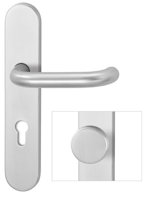 Zwei Designlinien ­stehen bereit: Entweder der Türdrücker ist elegant ­gebogen …