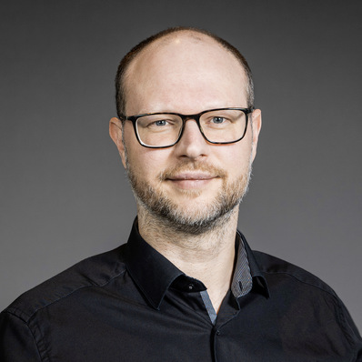 Tobias Löhner leitet seit 2012 die Marketingabteilung bei der Roma KG.