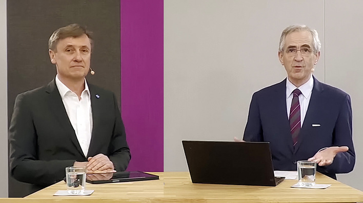 Dr. Michael Szerman (l.) Vorstand der Gütegemeinschaft (GKFP), beleuchtete das Kleben aus der Sicht der Gütesicherung. GKFP-GF Gerald Feigenbutz führte durch das Programm und übermittelte alle Fragen aus dem Online-Chat.