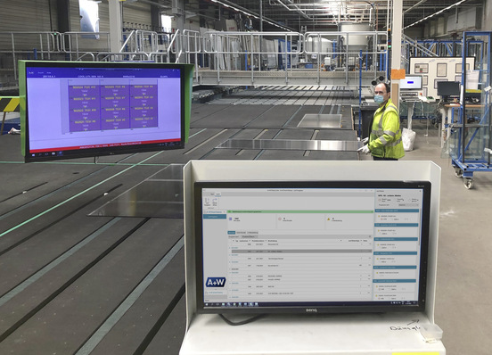 Zuschnitt-Steuerung mit A+W