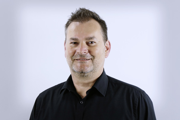 Bei Fragen rund um Maschinen und Anlagen zur Isolierglas-Produktion berät Marco Bügler nun die Verarbeiter im deutschsprachigen Raum.