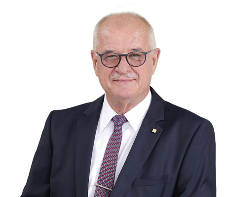 Die derzeit kritische Situation an der internationalen Material- und Preisfront dürfte sich bald wieder normalisieren, prognostiziert der Vorstand der Roto-Holding, Dr. Eckhard Keill, im exklusiven GLASWELT-Interview.