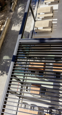 Die um 135° drehbaren Lamellen der Kedry Prime haben mit Windwiderstandsklasse 6 die höchste Stufe.