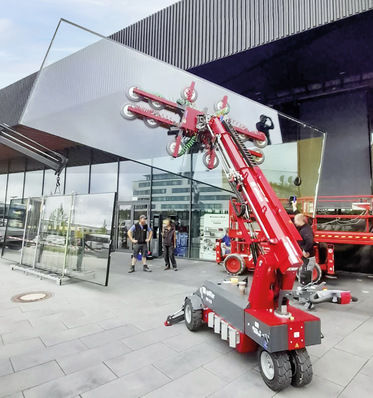 Der neue Glassworker GW 1125 trägt Lasten bis 1125 kg.
