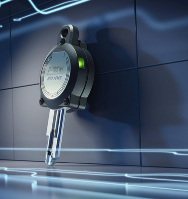 Der Spark öffnet Türen mit selbst erzeugter Energie. Er ist dadurch autark, unabhängig und verfügt über viele elektronische Funktionen.