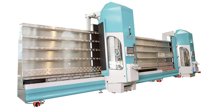 Die combiFIN, eine Komplett-Bearbeitungs­linie von Schraml, erlaubt sehr schnelle Takt- und ­Bearbeitungszeiten.