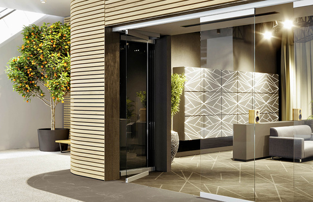 Hier ein ansprechender Shop-Eingang mit 
einem SF55 Aluminiumsystem von Sunflex.