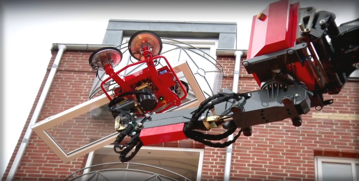 Mit dem eT-Litocran700 von euroTech lassen sich Fenster, Bauelemente und Fassadengläser bis 700 kg in unterschiedlichen Positionen und Neigungen handhaben.