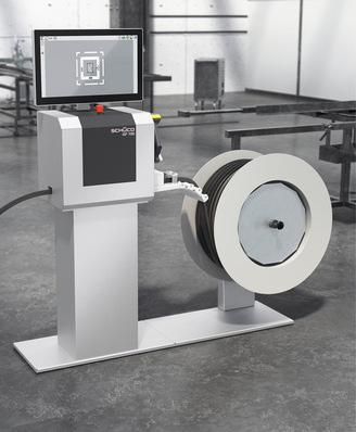 Die Dichtungszuschnittmaschine GP 100 unterstützt bei der rationellen 
und prozesssicheren Fertigung von Aluminiumfenstern.