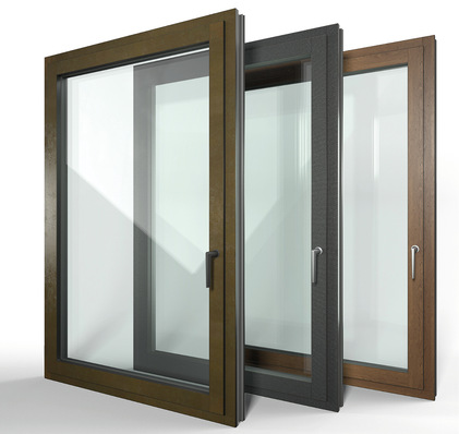 Das Sortiment von Finstral kennt quasi keine Einschränkung im Design, aber alle Fenster basieren auf nur zwei Profilfamilien. Und (nahezu) alle Ausstat­tungen und Designs sind miteinander kombinierbar.