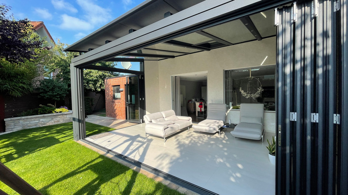 Aluminium Hebe-Schiebe-Tür bieten vielfältige Möglichkeiten, zum Beispiel als dreispurige Variante