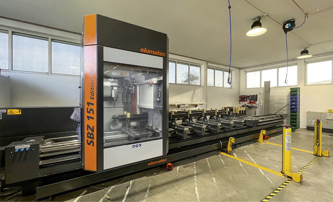 Das Bearbeitungszentrum SBZ 151 Edition 90 macht eine Bearbeitung von 7 Meter Profilen möglich. 