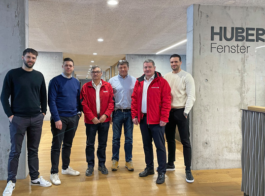 Sebastian Huber (CFO), Pascal Huber (CEO), Reto Riedberger (Arnold Hohl), Martin Huber (VR), Jürgen Gabrielli (Oertli Werkzeuge) Matthias Huber (COO)