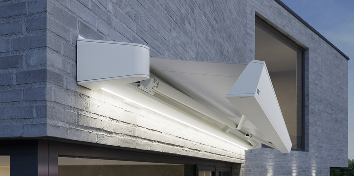 Zusammen mit unsichtbaren Wandhaltern und einem bündigen Anschluss an der Hausfassade bietet die ﻿MX-4 ein sehr ­ästhetisches Bild. Mit der besonderen Komposition aus Form und Farbe ist ein ­spannender Zweiklang bei dem neuen ­Modell gelungen.