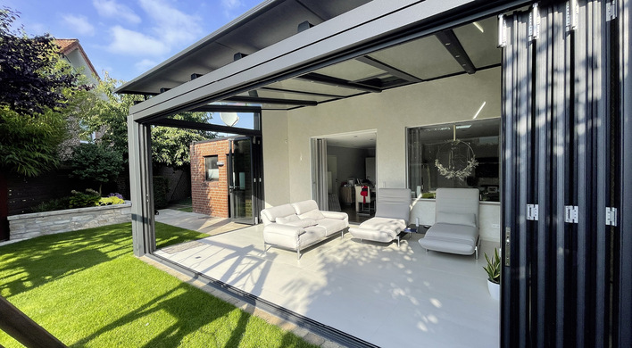 Aluminium Hebe-Schiebe-Tür bieten vielfältige Möglichkeiten, zum Beispiel als dreispurige Variante