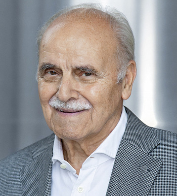 Am 12. April 2023 wird der Gründer der aluplast GmbH, Manfred J. Seitz, 85 Jahre alt.
