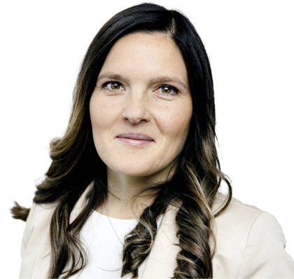 Verena Oberrauch arbeitet seit 2010 in dem Familienunternehmen Finstral und ist die Tochter des Firmengründers Hans Oberrauch. 2021 wurde sie für drei Jahre zur neuen Präsidentin von Eu﻿rowindoor gewählt. ­Eurowindoor ist der EU-weite Dachverband nationaler Fensterverbände und Einzelunternehmen.