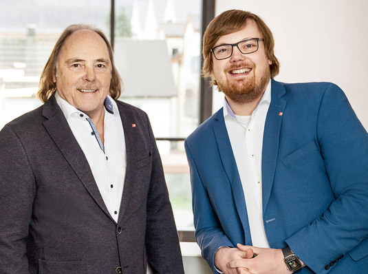 Das Führungsduo bei 3E Daten­technik: ­Gerhard Ebert (l.) und ­sein Sohn Moritz.