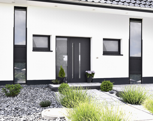 Dank einer Vielzahl an Möglichkeiten sind Haustüren aus Aluminium die erste Wahl für die Realisierung beeindruckender Architekturkonzepte ­sowie für die Erfüllung privater Wohnträume.