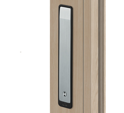 Erhältlich ist die Neuheit für Holz- wie auch Aluminium-Profile und optional in einer verriegelbaren Variante.