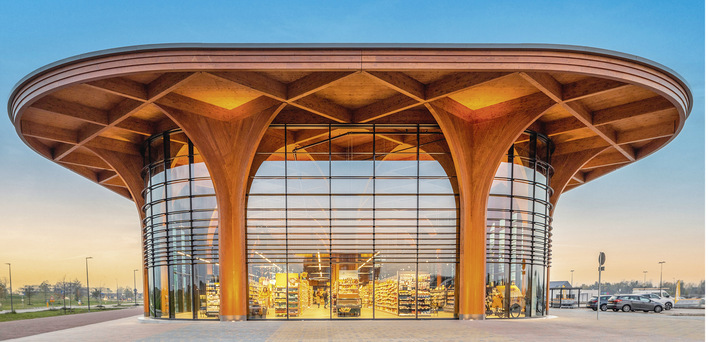 Im Fokus der vandaglas-Gruppe stehen hochwertige Glasprodukte für die Fassade und das Interieur.