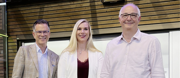 Semco-Verkaufsleiter Ulrich Holz und Semco- Vertriebsinnendienstleiterin Laura ­Broek sowie  Wolfgang Fäßle, kaufmännischer Leiter von Weinor.