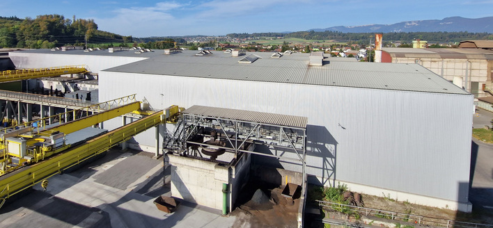 Walzenhalle der Stahl Gerlafingen: Auf diesem Industriedach werden demnächst 4.500 Solarmodule arbeiten.