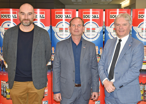 v.l.: Alexander von Voulté (Leitung Marketing & Technischer Service Soudal Deutschland) Harald Lüdtke (Geschäftsführer Soudal Deutschland und Regional Director Central Europe und Luc Thys, Soudal Group Director Marketing and R&D auf der Fachpressetagung in Tiurnhout.