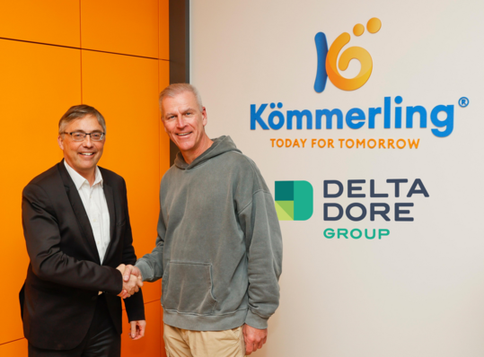  Die beiden CEOs der Partnerunternehmen: Links Pascal Portelli, CEO der DELTA DORE Group und rechts Dr. Peter Mrosik, Geschäftsführender Gesellschafter der profine Group.