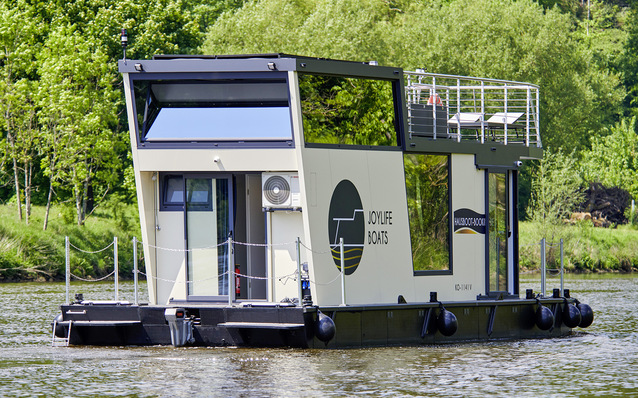  In Mettlach vermietet die Delphin Tec Schiffstechnik GmbH derzeit sechs Joylife Boats.