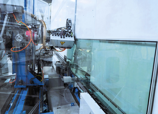 Die neue Isolierglas-Linie von Glaston wurde für das ACG Interpane-Werk in Plattling maßgeschneidert und fertigt auch Großformate.