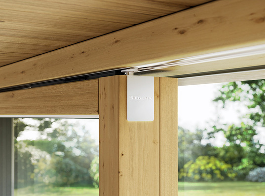 Größte Stärke des Drive axxent LS, der sich für alle Materialarten eignet, ist der komplett verdeckt liegende Einbau selbst in schlanke Profilsysteme.