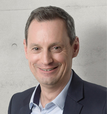 Reto Meier leitet seit 2022 den ­Geschäftsbereich Holz/Metall von Schweizer. Jetzt ist er Leiter des neuen Geschäftsfelds Fenster­systeme