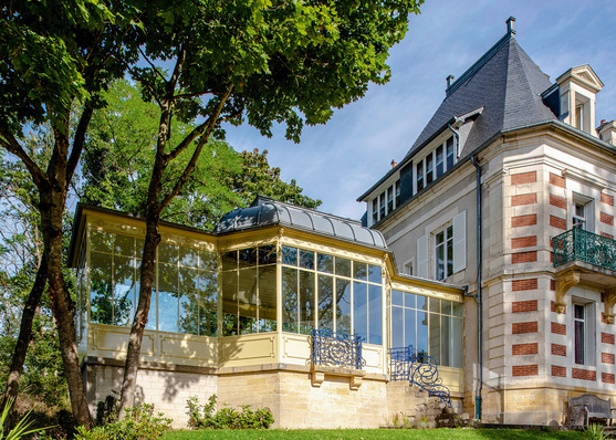 Die Veränderung nach dem Umbau des Wintergarten war sofort spürbar: Selbst bei einer sommerlichen Außentemperatur von 35 °C ist es im Wintergartens trotz der großflächigen Gläser nun deutlich kühler.